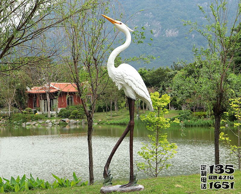 戶(hù)外池塘玻璃鋼大長(zhǎng)腿仿真仙鶴雕塑 戶(hù)外池塘玻璃鋼大長(zhǎng)腿仿真仙鶴雕塑
